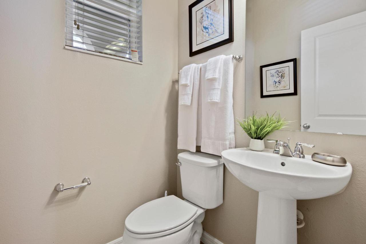 Stunning 4 Bd W/ Gameroom Close To Disney 5110K Kissimmee Exterior photo